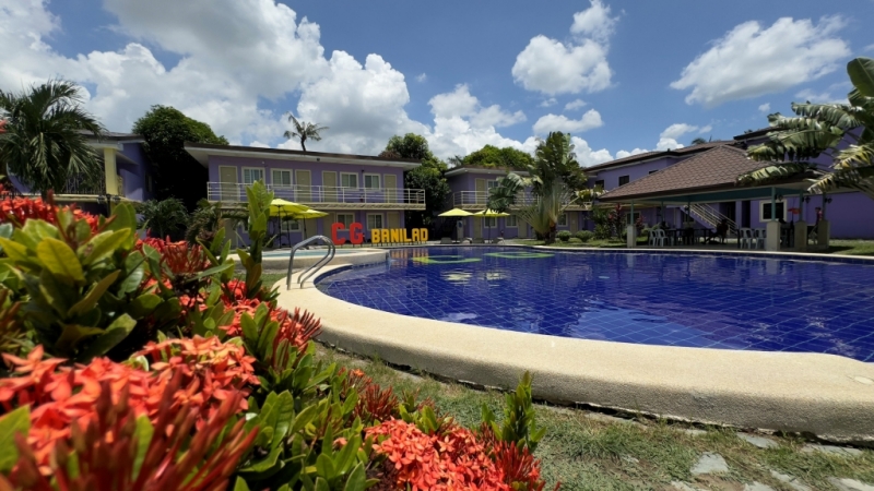 フィリピン留学 Cebu21 - CG Banilad-Swimming pool-4
